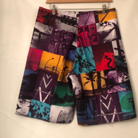 NWT JUST B Board Shorts (M-90) - Picture 2 of 8